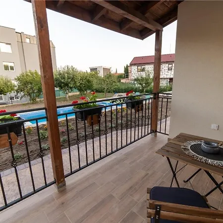 Smokinite 2 - Pool And Bbq Near The Casa vacanze